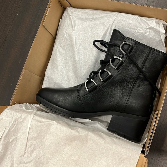 *NWT* Sorel “Cate” Lace Bootie - Picture 2 of 8